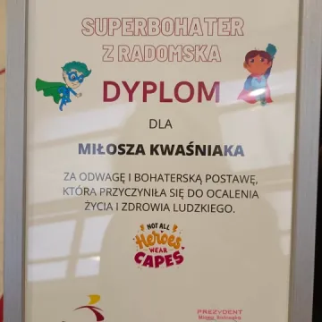 Mały bohater Miłosz Kwaśniak odebrał nagrodę od prezydenta Radomska