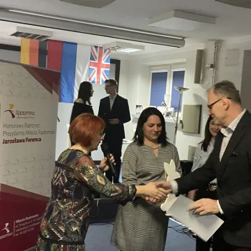 Recytowali wiersze w 3 językach w ZSDiOŚ w Radomsku