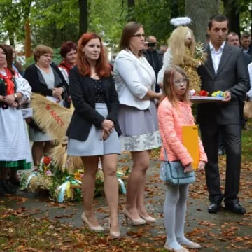 Dożynki w Niedośpielinie w gminie Wielgomłyny