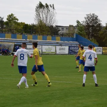IV liga. RKS Radomsko - LKS Kwiatkowice 3:0