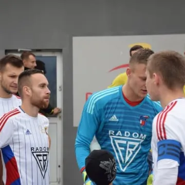 RKS Radomsko remisuje z Bronią Radom 1:1