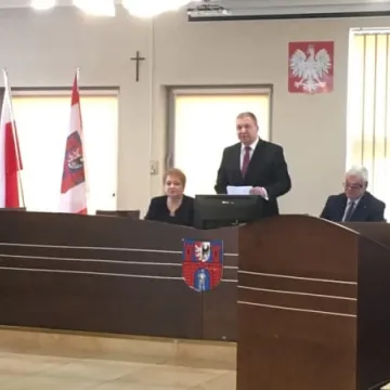 Co z podwyżkami dla rodzin zastępczych?