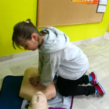 W Dziepółci dzieci poznały zasady udzielania pierwszej pomocy