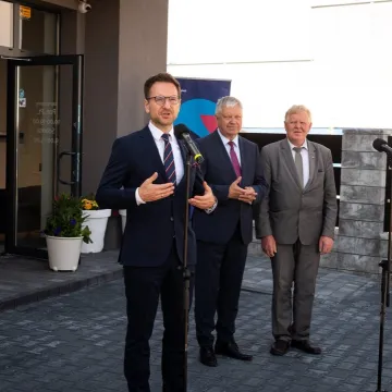 Łódzka Specjalna Strefa Ekonomiczna przekaże 5 mln zł na szkolenia dla uchodźców z Ukrainy