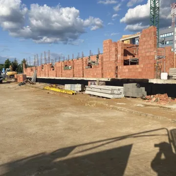 Geriatria rośnie w oczach. Sprawdziliśmy postęp prac przy radomszczańskim szpitalu