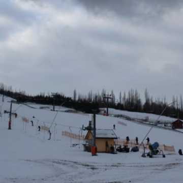 Góra Kamieńsk zaprasza narciarzy