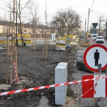 Rewitalizacja parku przy ul. Sierakowskiego na ukończeniu