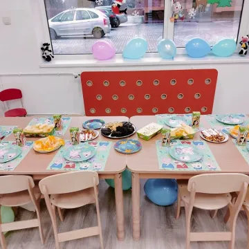 To ich pierwszy taki bal...