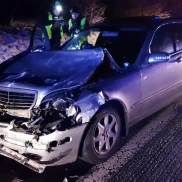 Wjechał w tył naczepy, miał 2 promile