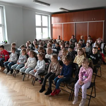 Przedszkolaki w Reymontówce na Bugaju w Radomsku