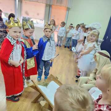 Jasełka w przedszkolu nr 4. Magia świąt w wykonaniu najmłodszych