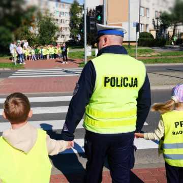 Bezpieczna droga do szkoły z radomszczańskimi policjantami