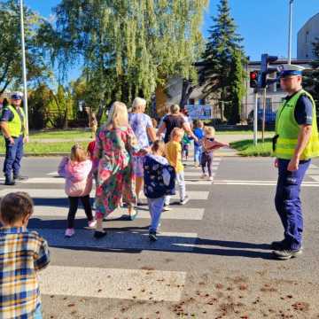 Bezpieczna droga do szkoły z radomszczańskimi policjantami