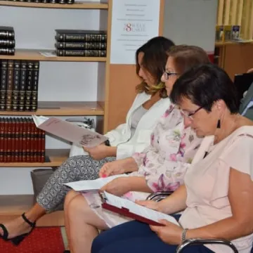 Narodowe Czytanie. Osiem nowel na raz 