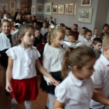 Przedszkolaki uczcili święto Niepodległości