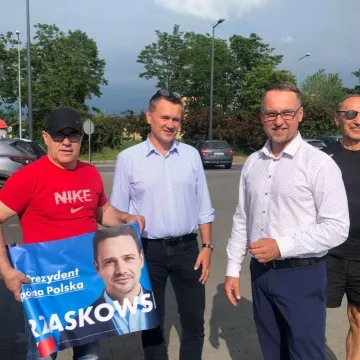 Banery i plakaty od sztabu Rafała Trzaskowskiego