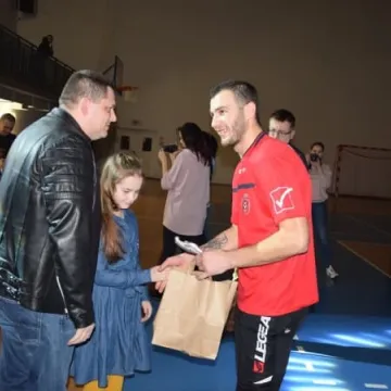 Grali dla Amelki. II Puchar Niezdobywców Pucharów w Radomsku