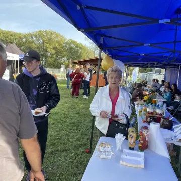 Okrajszów ma swój ekologiczny skwerek. Wielkie otwarcie z piknikiem