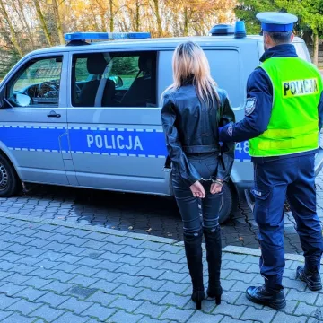 22-latka w Radomsku prowadziła auto po alkoholu i posiadała narkotyki