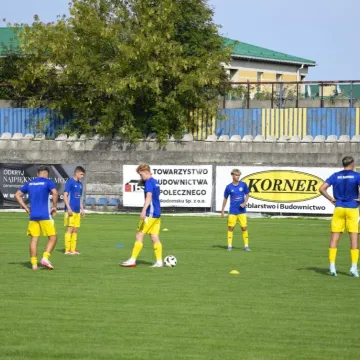 RKS Radomsko – Sokół Aleksandrów. Goście wywożą trzy punkty