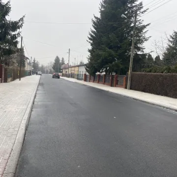 Nowa droga, nowe chodniki. Tak zmieniła się ulica Żwirki