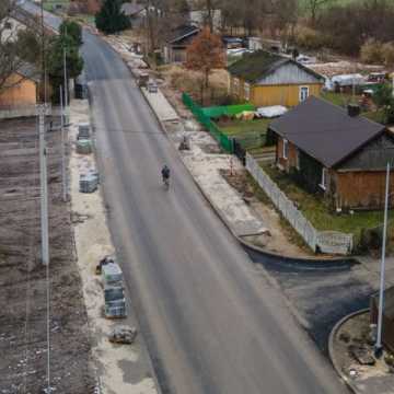 Połączenie łódzkiego ze śląskim. Modernizacja drogi w Ciężkowicach w toku