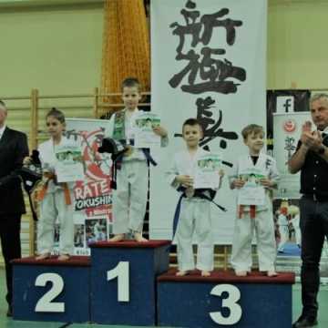 10 medali dla zawodników Klubu Karate „Randori”