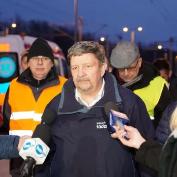 Marszałek wysyła pociąg ŁKA na granicę