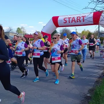 Bieg Charytatywny ulicami Radomska. Cel? Pomoc dla Pauliny