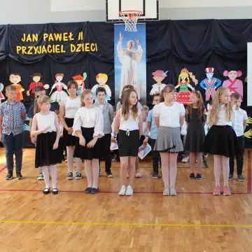 Dzień Patrona w PSP nr 8 w Radomsku