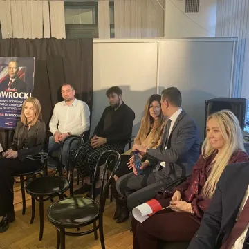 Tłumy na spotkaniu z Przemysławem Czarnkiem w Radomsku