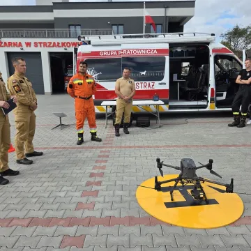 Strażacy ze Strzałkowa szkolili się z obsługi dronów