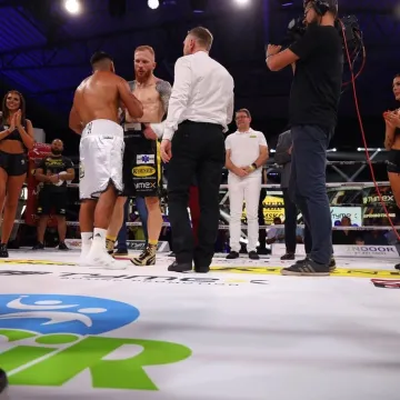 Korner Radomsko Boxing Night 2023. Robert Parzęczewski znokautował rywala