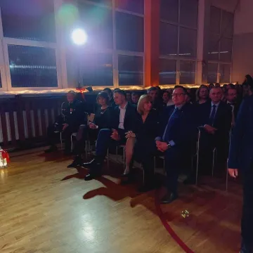 Koncert „Tobie Polsko” w PSP nr 8 w Radomsku