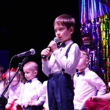 Przedszkolaki z „dwójki” dla babci i dziadka