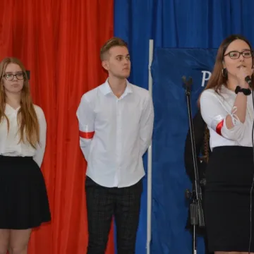 Ślubowanie uczniów przedborskiego liceum