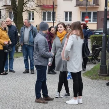 Wiec poparcia dla strajkujących nauczycieli w Radomsku