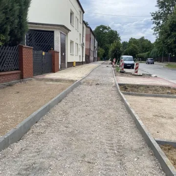 Nowe ścieżki rowerowe w Radomsku. Sprawdziliśmy postęp prac