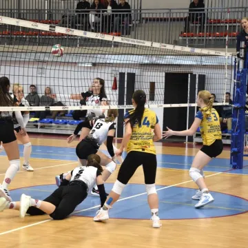 Siatkarki Metalurgia restauracja&browar Radomsko bez zdobyczy punktowej