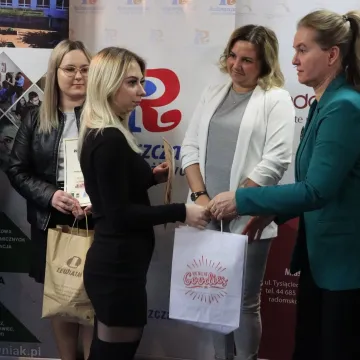 I Powiatowy Konkurs Poezji Obcojęzycznej w ZSDiOŚ w Radomsku