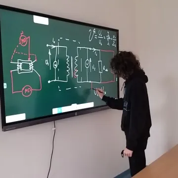 „Aktywna Tablica” w ZSP w Kamieńsku