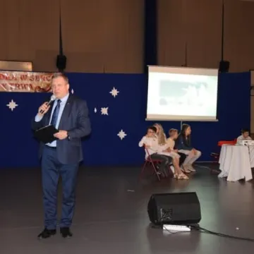 Charytatywna „Gwiazdka w sercu” w PSP nr 6 w Radomsku