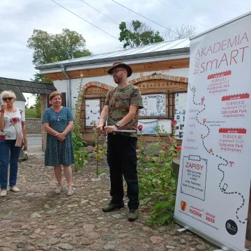 Podróżować, zwiedzać świat i odkrywać nieoczywiste miejsca
