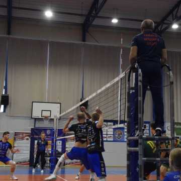 Wygrana i awans na pierwsze miejsce w tabeli METPRIM Volley Radomsko