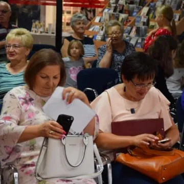 Narodowe Czytanie. Osiem nowel na raz 