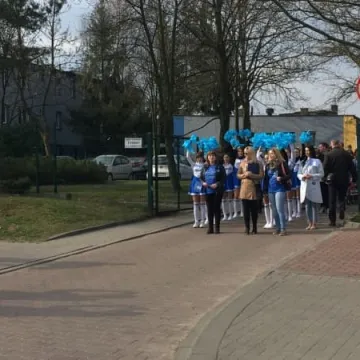 Pochód ulicami miasta - VII Radomszczańskie Dni Autyzmu