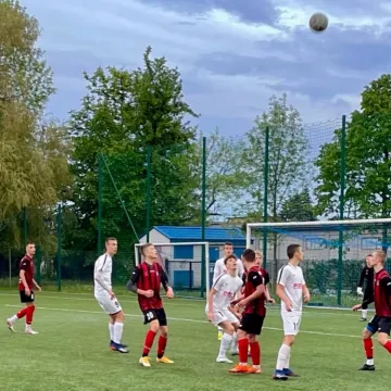 Sporting Radomsko wygrywa wysoko w Wieluniu