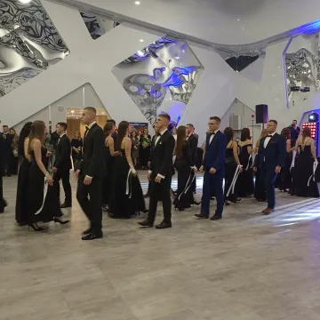 Studniówka 2024: bal maturzystów radomszczańskiego „mechanika”