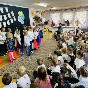 Nauka rośnie. Przedszkolaki świętują Dzień Edukacji Narodowej