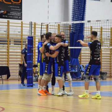 METPRIM Volley Radomsko kończy rok zwycięstwem nad Czarnymi Rząśnia